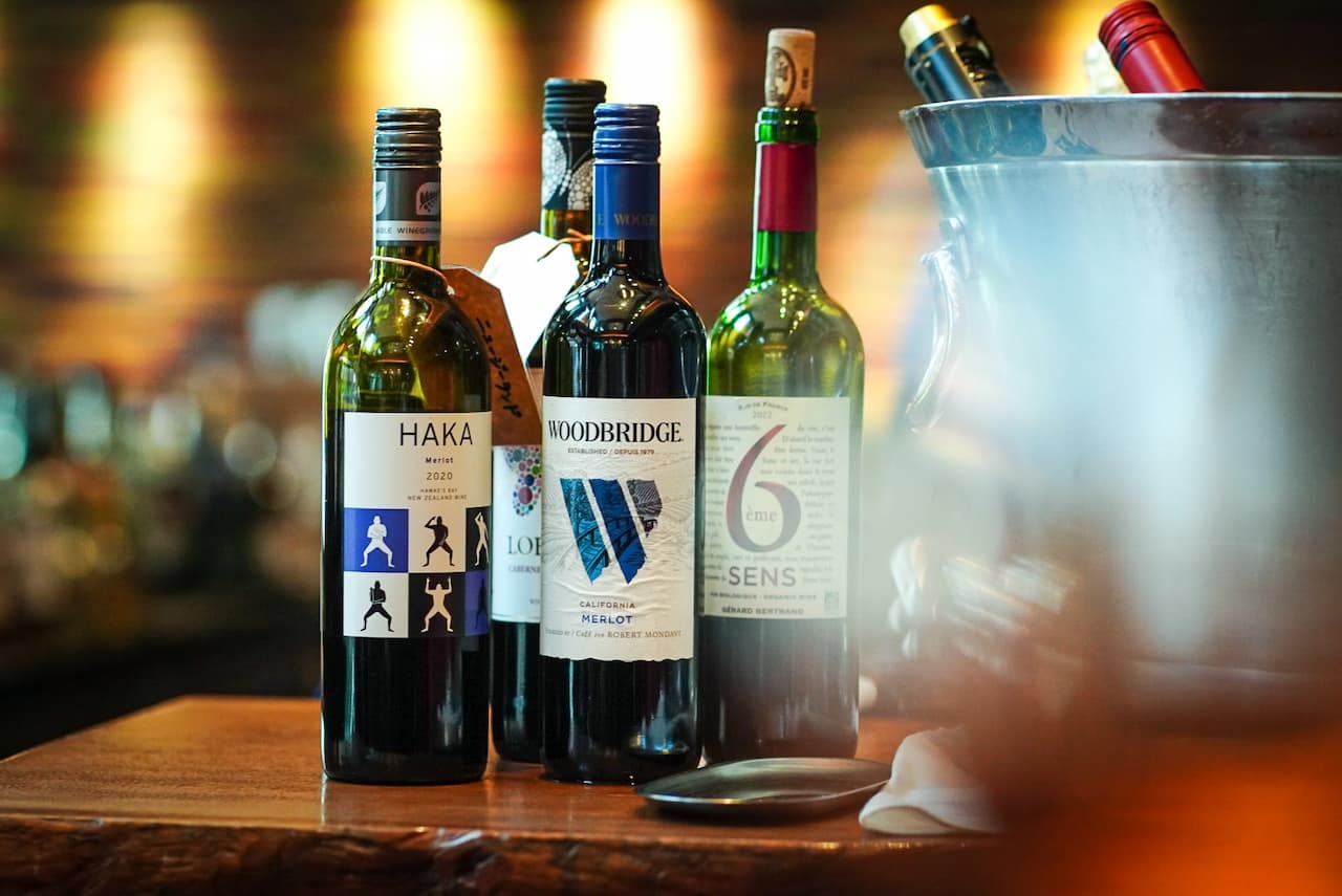 NAMIKI667 Bar & Lounge ワインのフリーフロープラン | ニュース